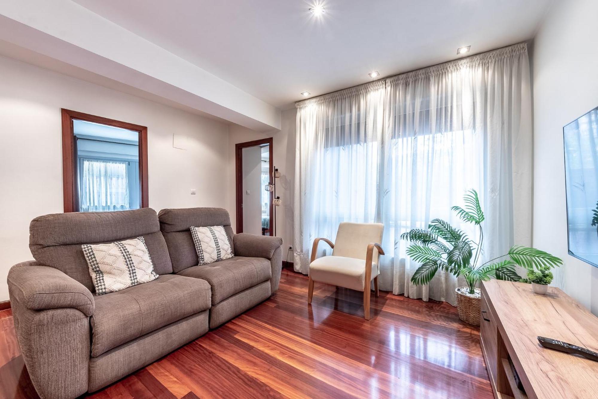Amplio Y Acogedor Junto A Plaza Zabalburu Apartment Bilbao Luaran gambar