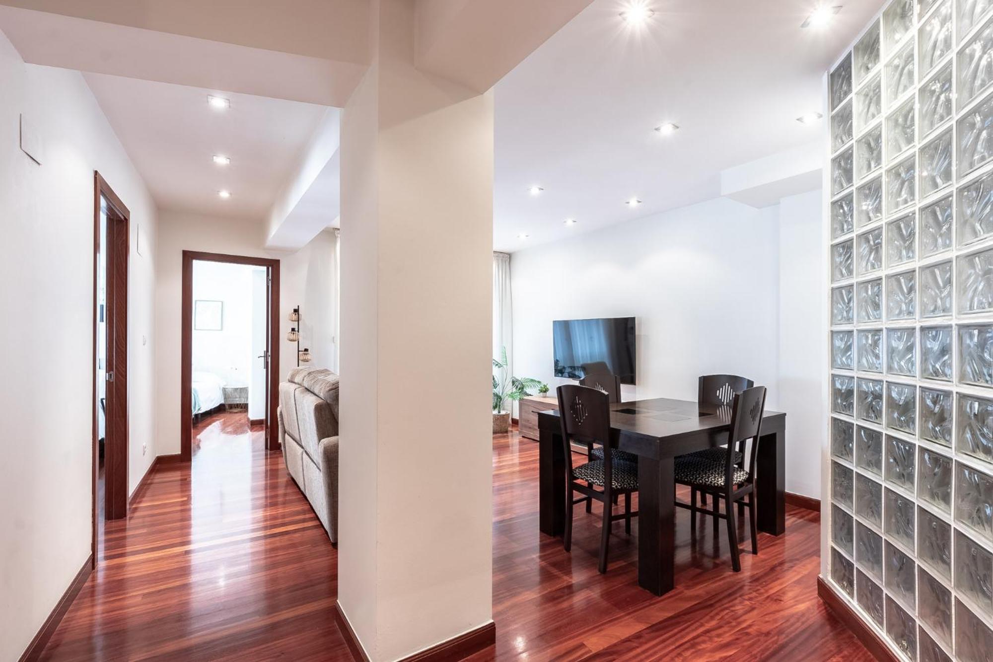 Amplio Y Acogedor Junto A Plaza Zabalburu Apartment Bilbao Luaran gambar